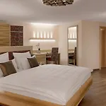 Der Baeume Hotell