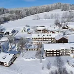 Hotell Der Baeume 2*